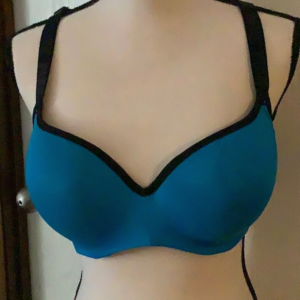 VS Pink Bra